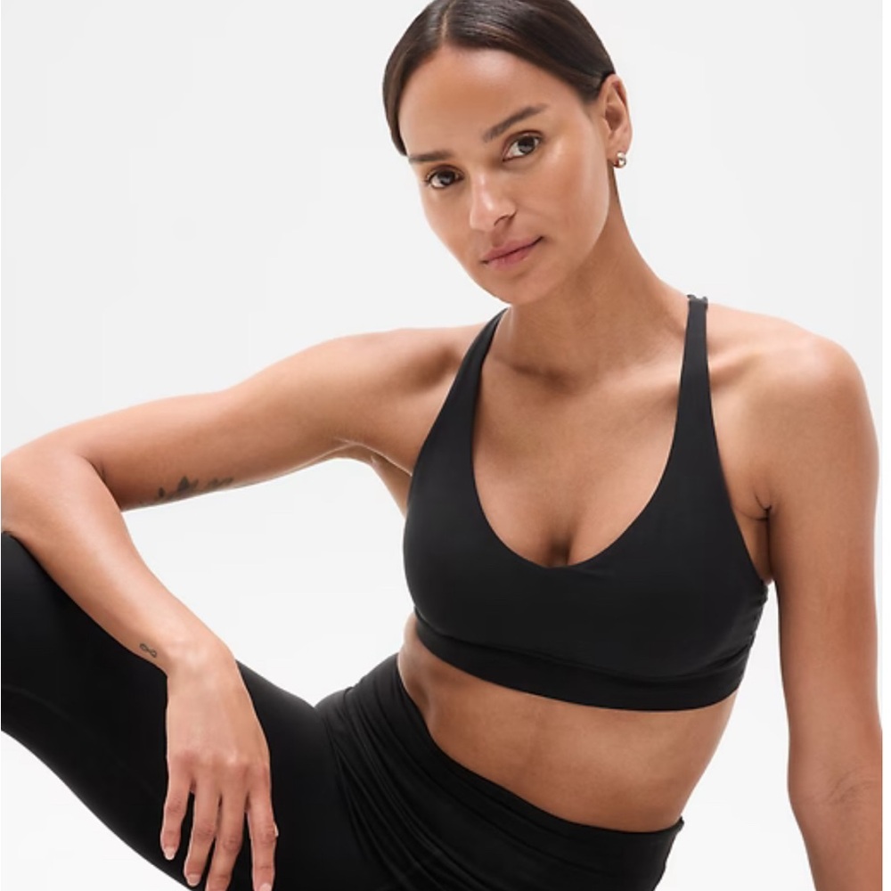 ATHLETA Solace strappy sports bra